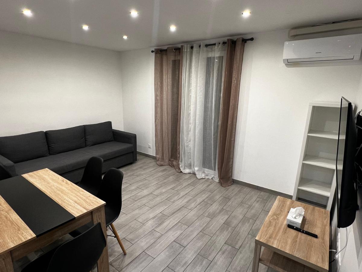Superbe T3 Climatise Avec Balcon Parking Public Gratuit Apartment Marseille Exterior photo